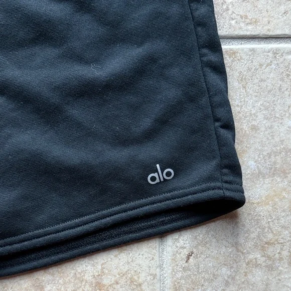 ALO Yoga Women's Athletic High Waist Easy Sweat Shorts Black Small - Picture 6 of 8